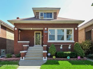 1435 Scoville Ave, Berwyn, IL 60402