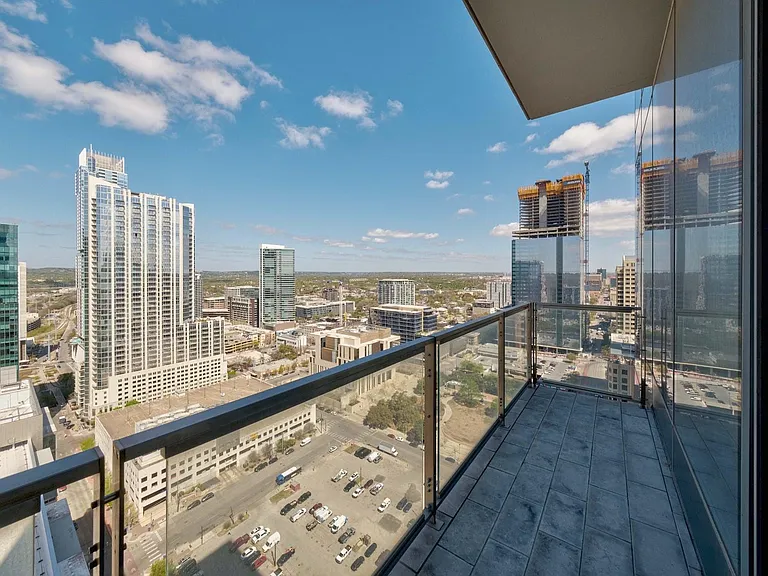 210 Lavaca St #2608 — Photo 25
