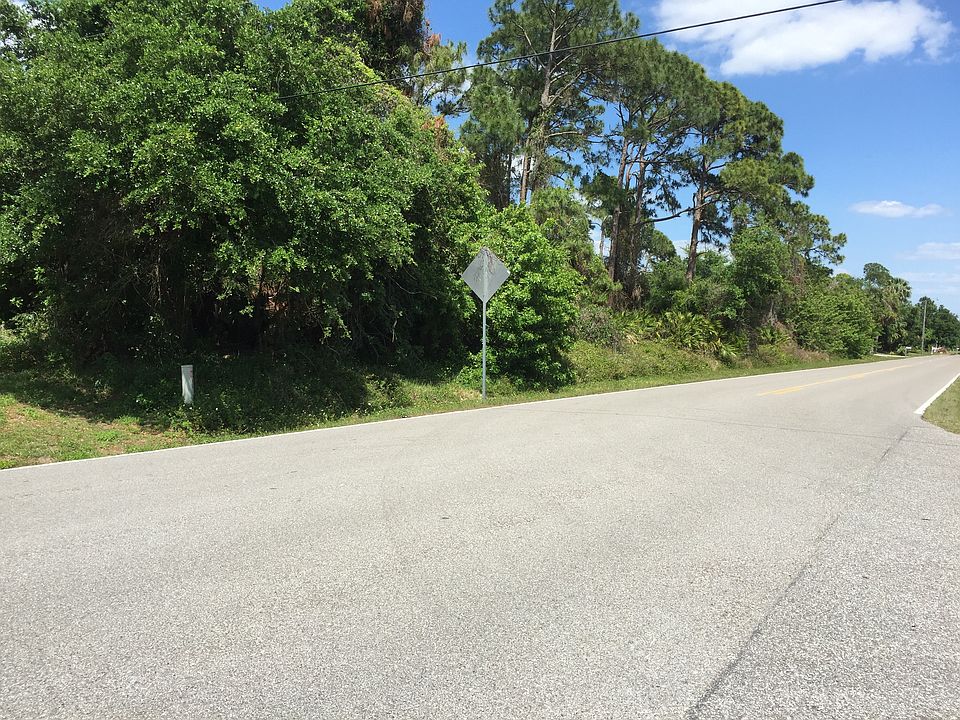 2nd image of 2685 Rock Creek Dr