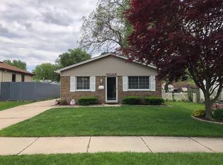 23625 Baske St, Taylor, MI 48180