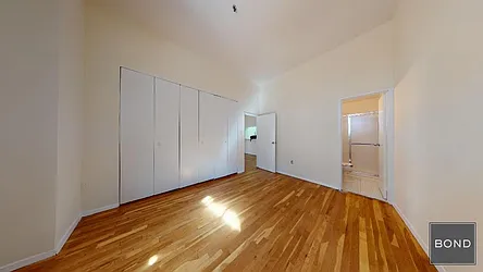 Rented by Bond New York