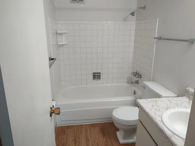 9126 E Frederick Ave #5 — Photo 5