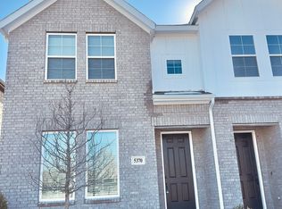 5370 Springlake Pkwy, Haltom City, TX 76117