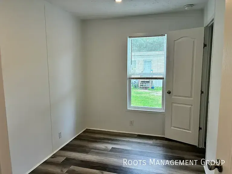 2621 Jeffersonville Rd #52 — Photo 6