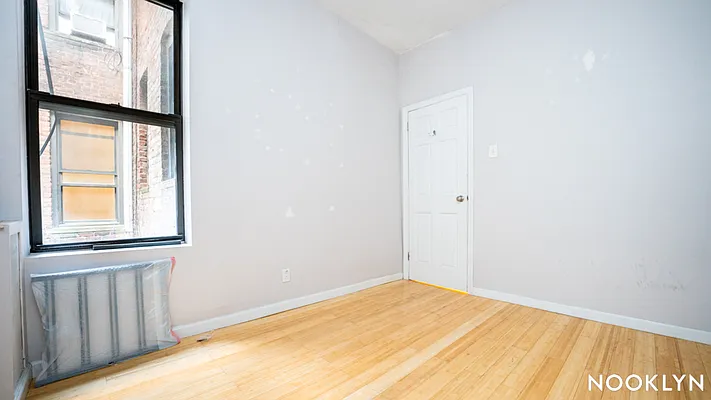 Rented by Nooklyn NYC LLC | media 31