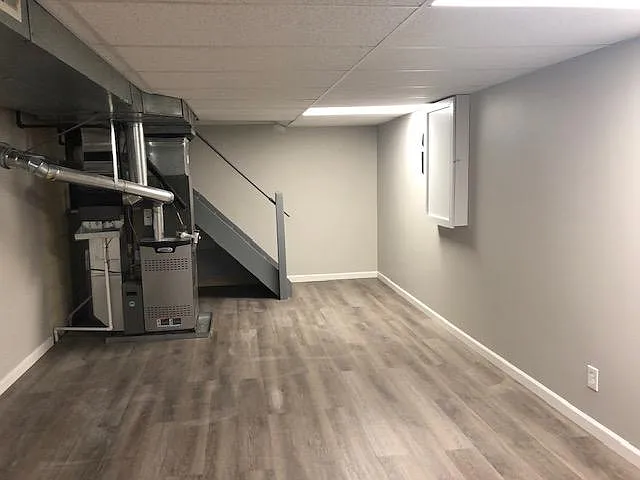 295 Sugartown Rd — Photo 17
