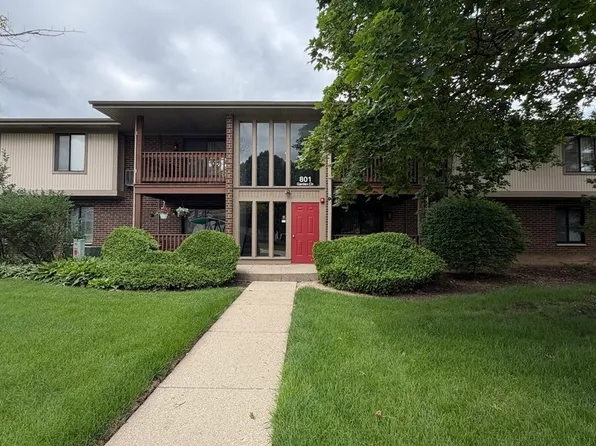 801 Garden Cir APT 6, Streamwood, IL 60107