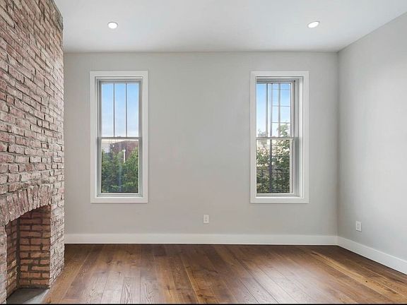 5th image of 23 N Henry St #2A