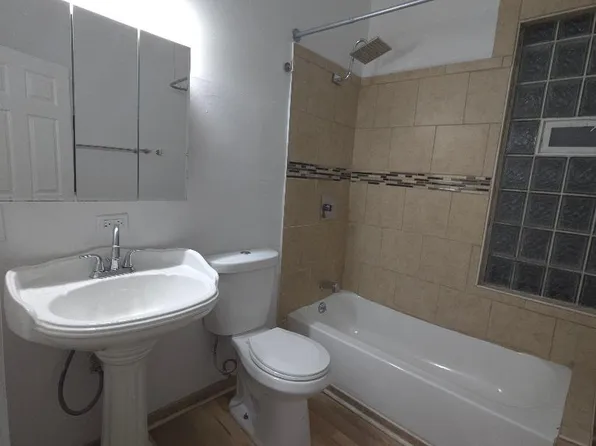 5938 S La Salle St, Chicago, IL