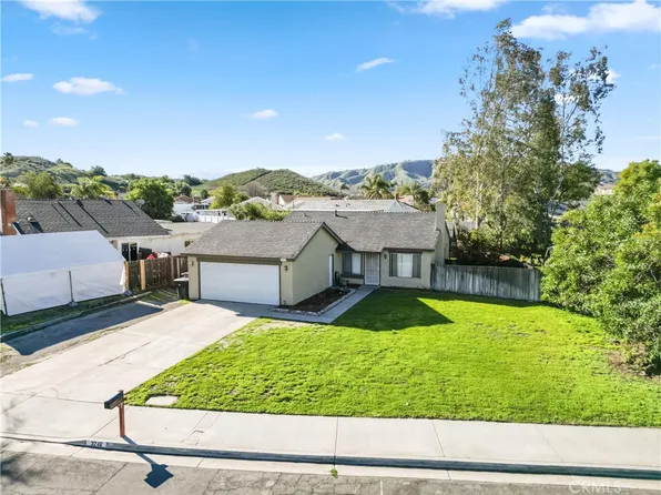 3246 Abbotsford Dr, Riverside, CA 92503