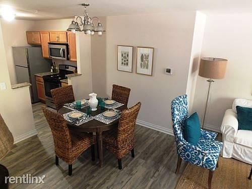 3rd image of 4028 Cloverlane Dr