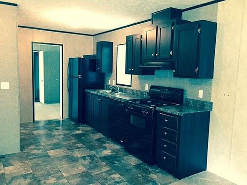 2nd image of 254 Pin Oak Dr