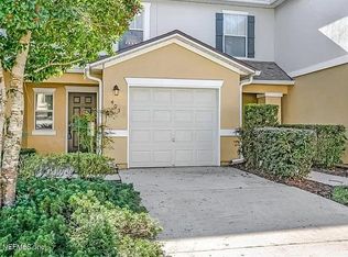 403 Walnut Dr, Saint Johns, FL 32259