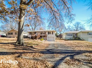 804 SW 16th St, Blue Springs, MO 64015