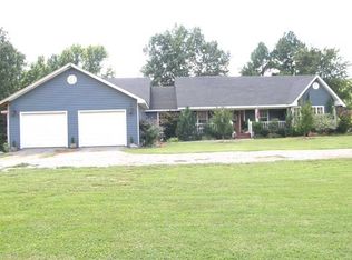 3214 Breezy Ln, Greenwood, AR 72936