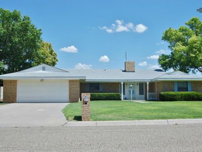 505 E 17th Ln, Portales, NM, 88130