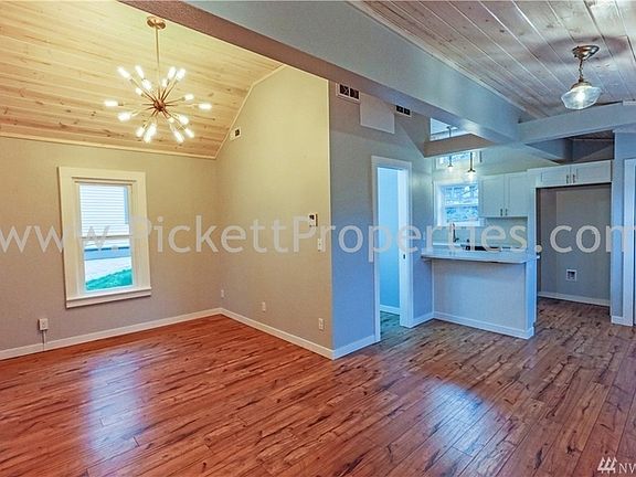 2nd image of 1120 Cogean Ave