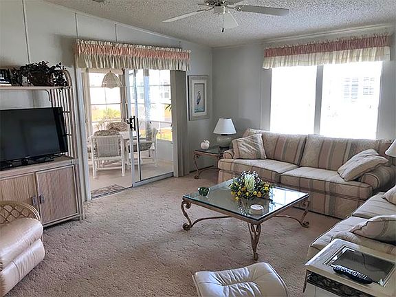 3rd image of 26375 Atlanta Dr #5