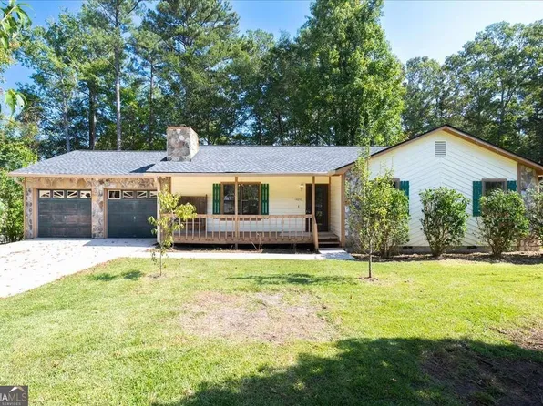 1600 Sky Crest Dr, Lithia Springs, GA 30122