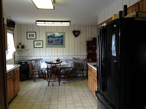 Large eat in Kitchen