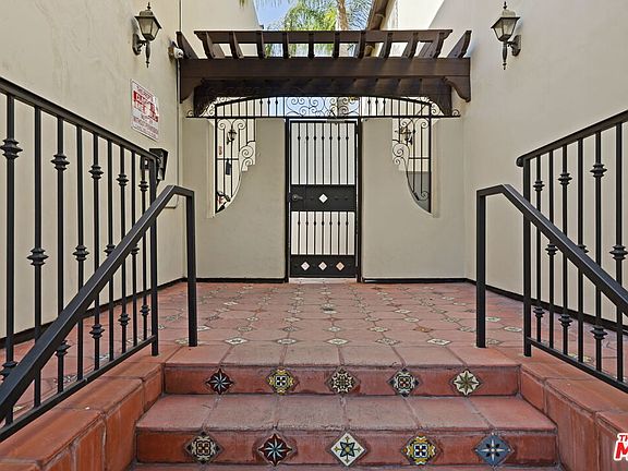 3rd image of 5753 N White Oak Ave #8