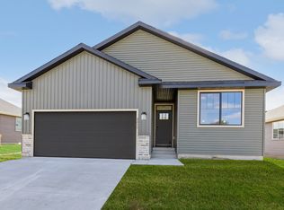 1495 Locust St, Waukee, IA 50263