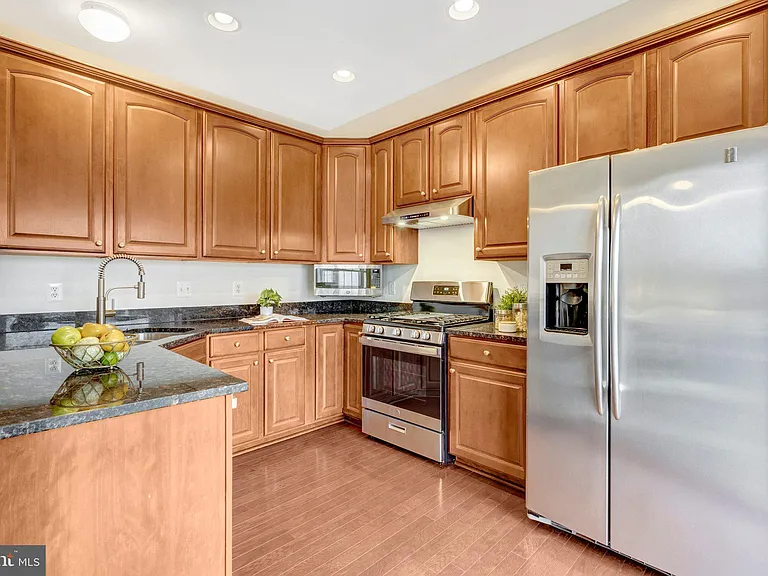 4479 Beacon Grove Cir #B — Photo 14