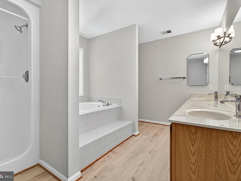 8405 Overlook St — Photo 19