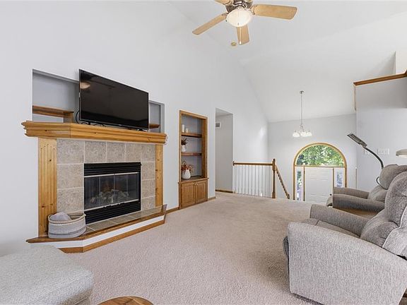 5th image of 1209 Ashford St