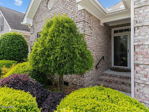 3rd image of 233 Wetland Drive