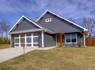 205 Clover Cir, Weatherford, TX 76086