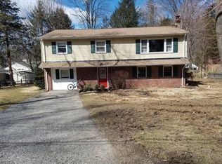 31 Penn Ave, Newton, NJ 07860