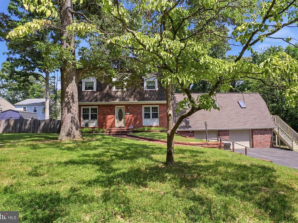 1st image of 678 209th St