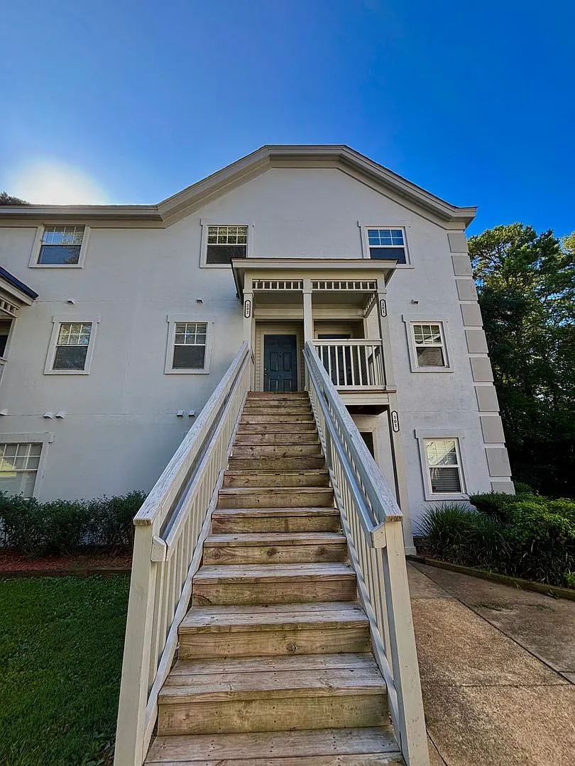 2520-202 Avent Ferry Rd, Raleigh, NC 27606 — Photo 2