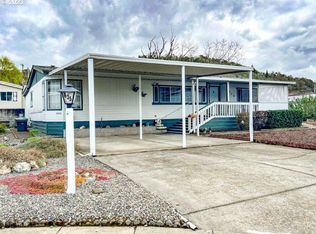 635 Shadow Ranch Ln, Roseburg, OR 97470