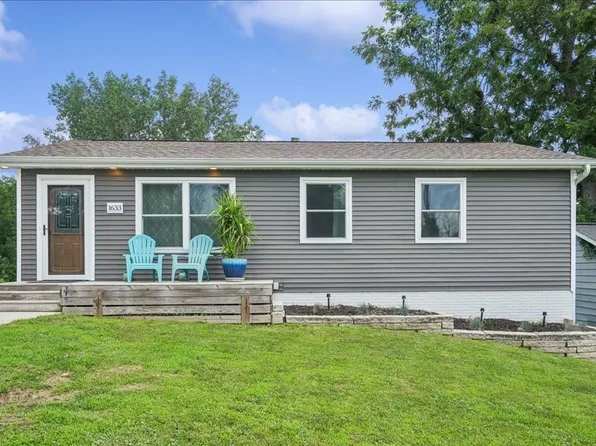1633 23rd St NW, Cedar Rapids, IA 52405