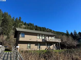 10298 Highway 126, Mapleton, OR 97453