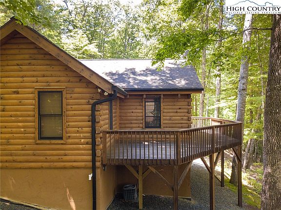 3rd image of 601 Creekside Drive