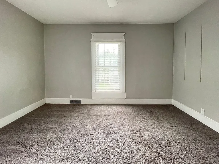 824 W Beechwood Ave — Photo 17