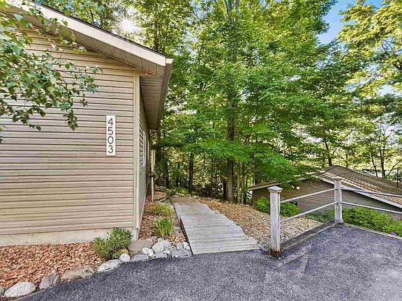 3rd image of 4503 E Sanford Lake Dr