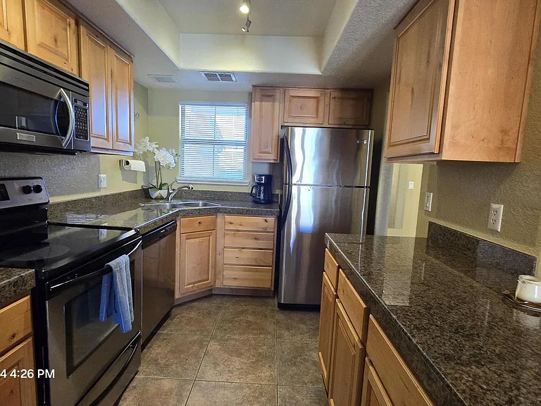 6651 N Campbell Ave #240 — Photo 10