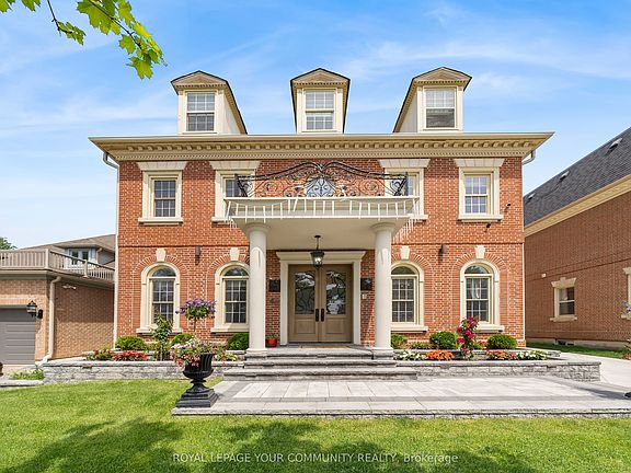 2nd image of 42 Oatlands Cres