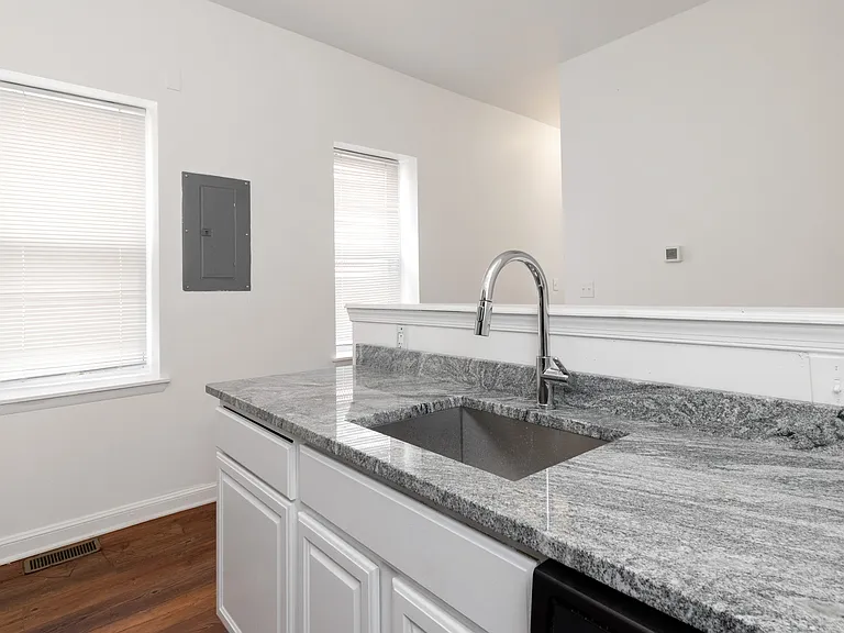 2422 McElderry St #A — Photo 19