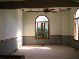 17115 E Quantrill Rd, Nevada, MO 64772