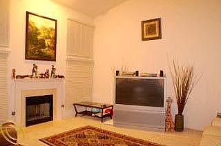 3rd image of 1287 Andover Dr