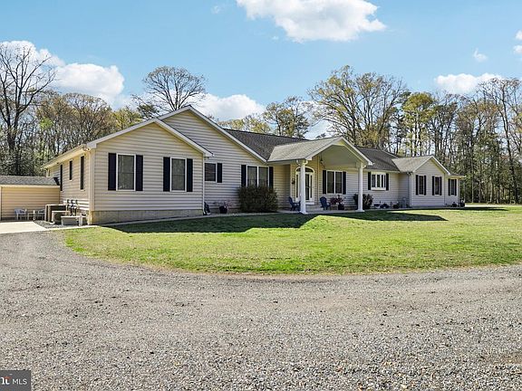 4th image of 54 Dayton Dr