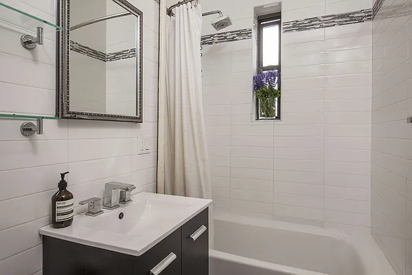 Sold by Compass | media 17