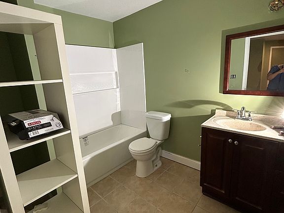 5th image of 115 Reed St #1