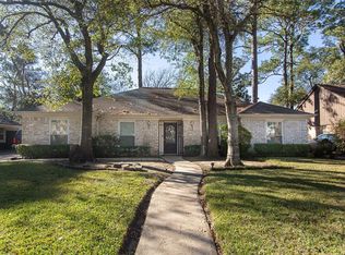 9707 Kindletree Dr, Houston, TX 77040