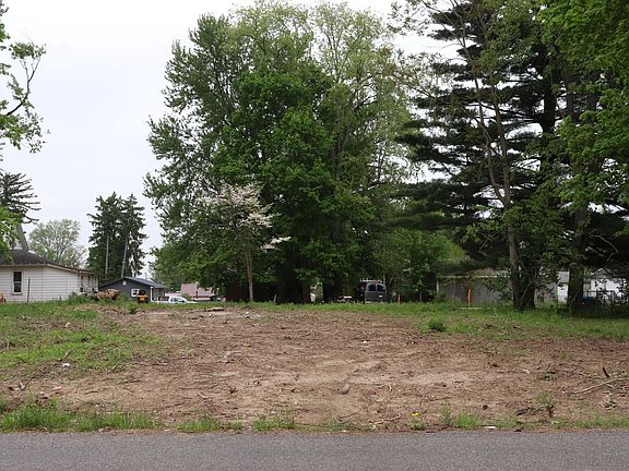 2nd image of 0 Crystal Ave